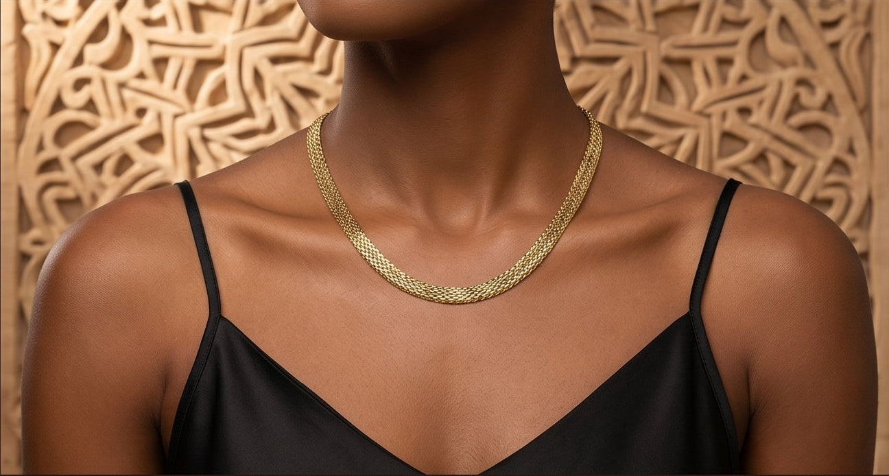COLLIER SHAYINA